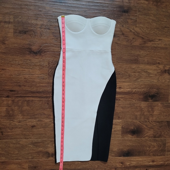 Elliatt Black And White Midi - Picture 6 of 12